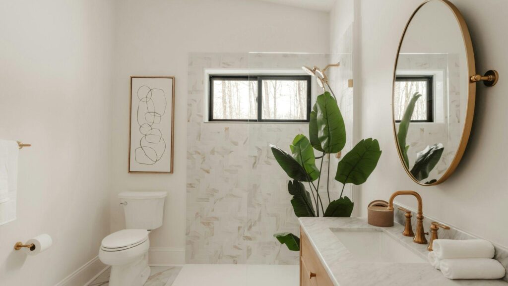 bathroom makeover mistakes, bathroom renovation pitfalls, bathroom remodeling tips, avoid bathroom renovation errors, bathroom upgrade guidance, home renovation bathroom, bathroom design pitfalls, bathroom improvement mistakes, bathroom renovation advice, bathroom remodels toronto